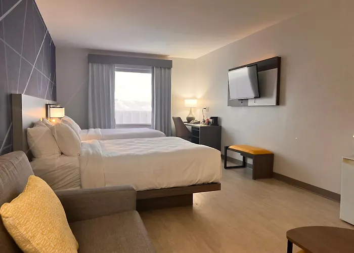 Comfort Suites Louisville Airport